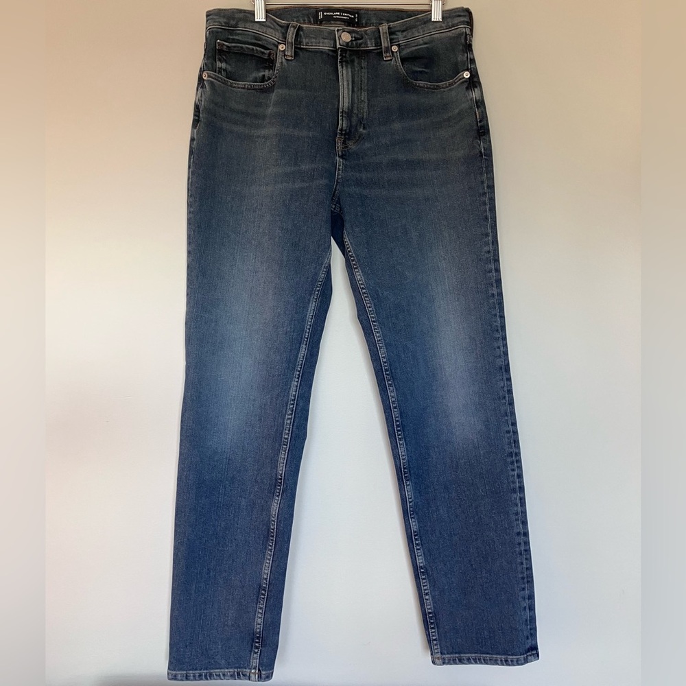 EVERLANE Medium Washed Uniform Relaxed Straight Fit Size 32x30